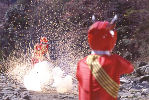 Red Ranger fights against evil duplicate
